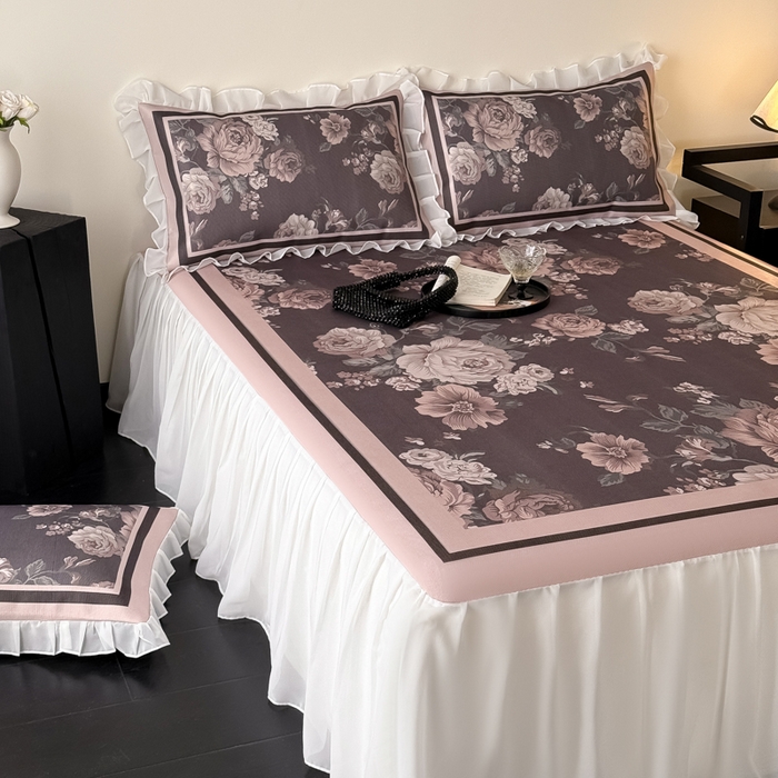 91家纺网 家纺一手货源 找家纺 懒猫家纺 2026新款高精密冰丝雪纺床裙凉席 阑夜