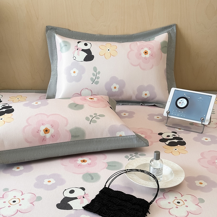 91家纺网 家纺一手货源 找家纺 懒猫家纺 2026新款高精密冰丝抗菌防螨床席床笠凉席 快乐熊猫床席