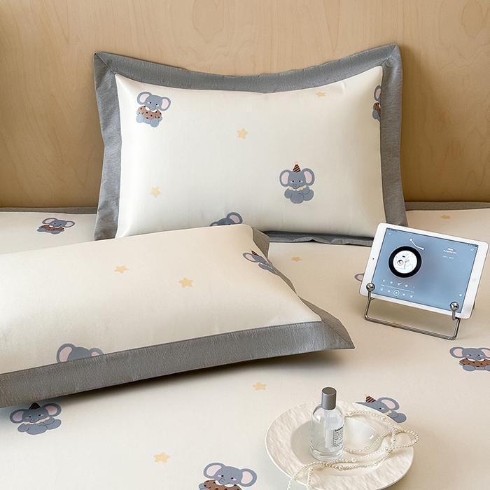 91家纺网 家纺一手货源 找家纺 懒猫家纺 2026新款高精密冰丝抗菌防螨床席床笠凉席 蓝色小象床席