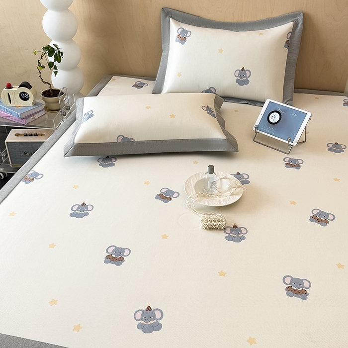 91家纺网 家纺一手货源 找家纺 懒猫家纺 2026新款高精密冰丝抗菌防螨床席床笠凉席 蓝色小象床席