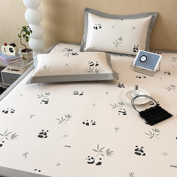 91家纺网 家纺一手货源 找家纺 懒猫家纺 2026新款高精密冰丝抗菌防螨床席床笠凉席 熊猫乐园-白床席