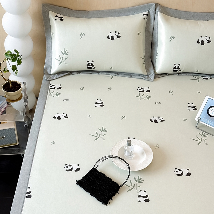 91家纺网 家纺一手货源 找家纺 懒猫家纺 2026新款高精密冰丝抗菌防螨床席床笠凉席 熊猫乐园-绿床席