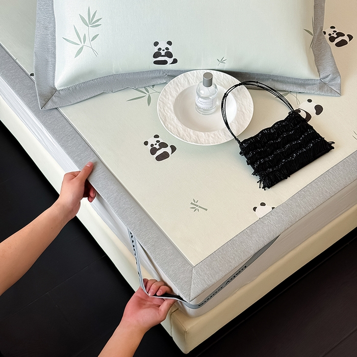 91家纺网 家纺一手货源 找家纺 懒猫家纺 2026新款高精密冰丝抗菌防螨床席床笠凉席 熊猫乐园-绿床席