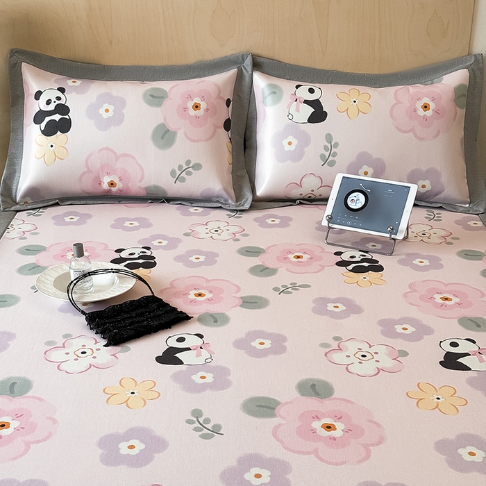 91家纺网 家纺一手货源 找家纺 懒猫家纺 2026新款高精密冰丝抗菌防螨床席床笠凉席 快乐熊猫床笠