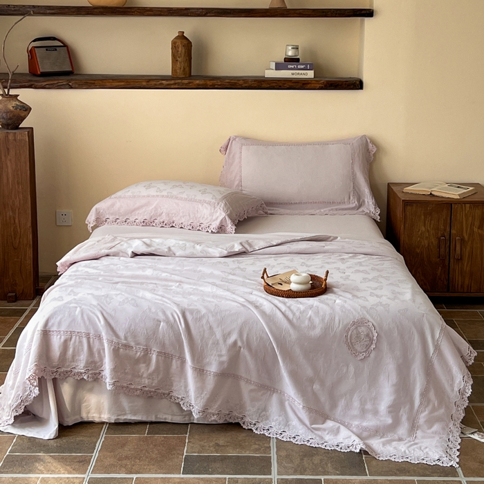 91家纺网 家纺一手货源 找家纺 （总）桂雅居 2026新款梦幻洛可可竹麻提花夏被