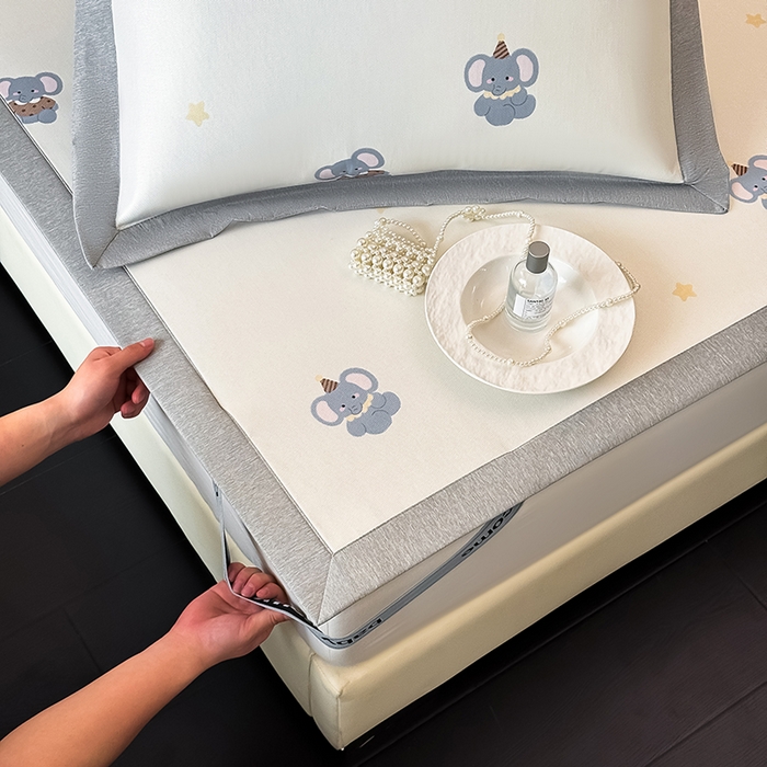 91家纺网 家纺一手货源 找家纺 懒猫家纺 2026新款高精密冰丝抗菌防螨床席床笠凉席 蓝色小象床笠