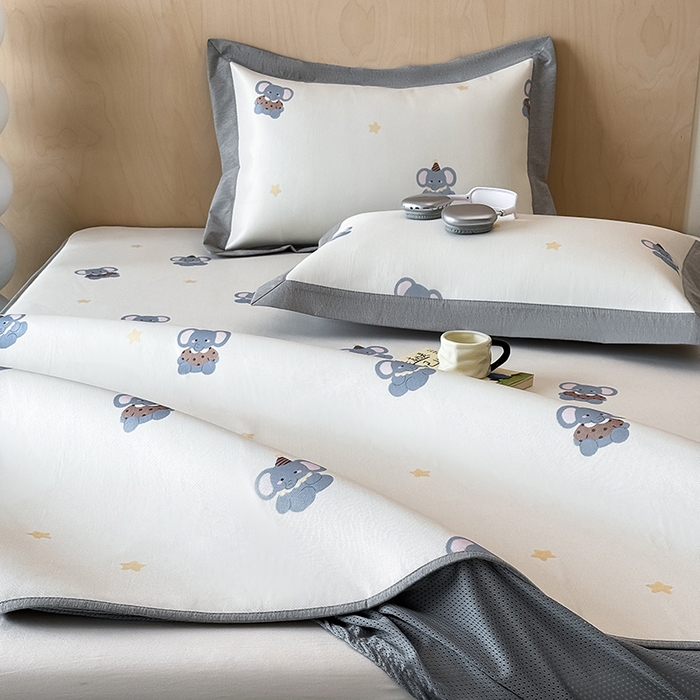 91家纺网 家纺一手货源 找家纺 懒猫家纺 2026新款高精密冰丝抗菌防螨床席床笠凉席 蓝色小象床笠