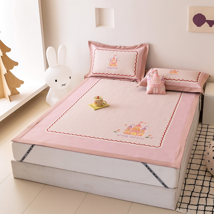 91家纺网 家纺一手货源 找家纺 懒猫家纺 2026新款1200D冰丝印花刺绣凉席床笠款床席款 城堡-床席款