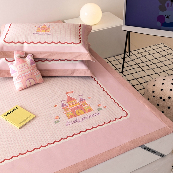 91家纺网 家纺一手货源 找家纺 懒猫家纺 2026新款1200D冰丝印花刺绣凉席床笠款床席款 城堡-床席款