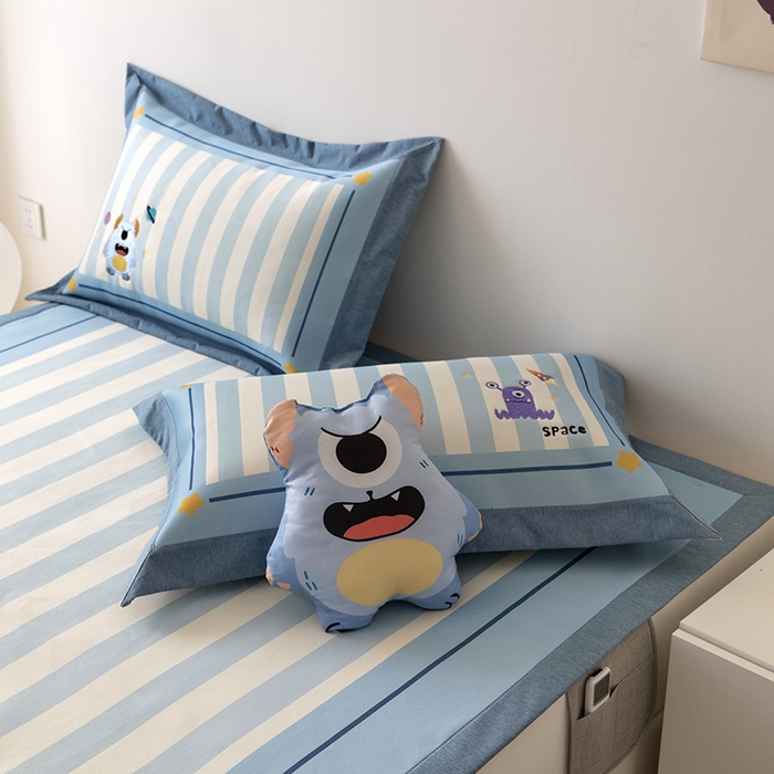 91家纺网 家纺一手货源 找家纺 懒猫家纺 2026新款1200D冰丝印花刺绣凉席床笠款床席款 怪兽星球-床席款