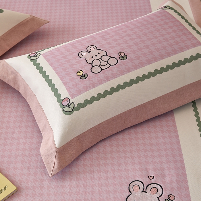 91家纺网 家纺一手货源 找家纺 懒猫家纺 2026新款1200D冰丝印花刺绣凉席床笠款床席款 花园小兔-床席款