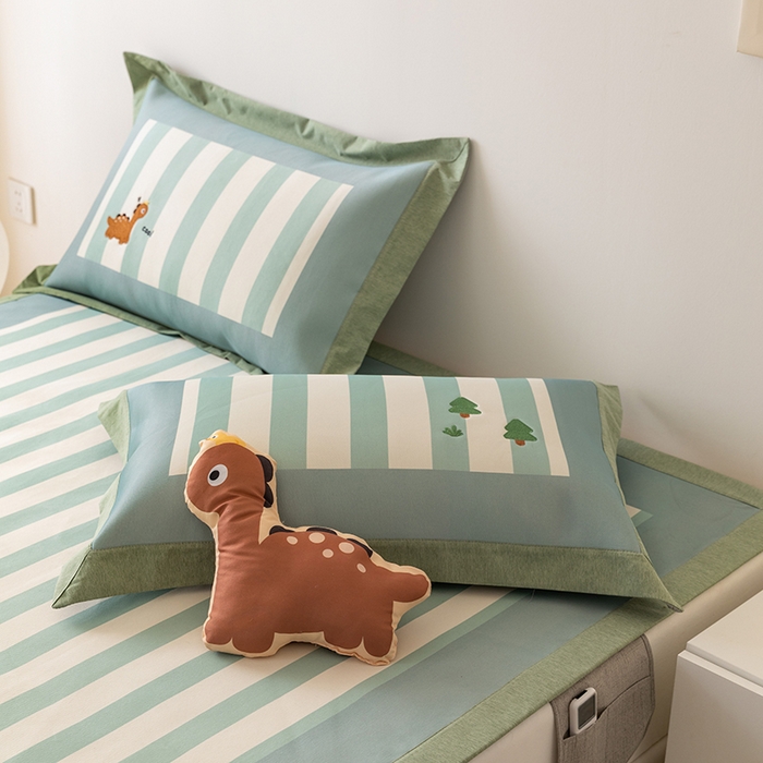 91家纺网 家纺一手货源 找家纺 懒猫家纺 2026新款1200D冰丝印花刺绣凉席床笠款床席款 酷酷恐龙-床席款