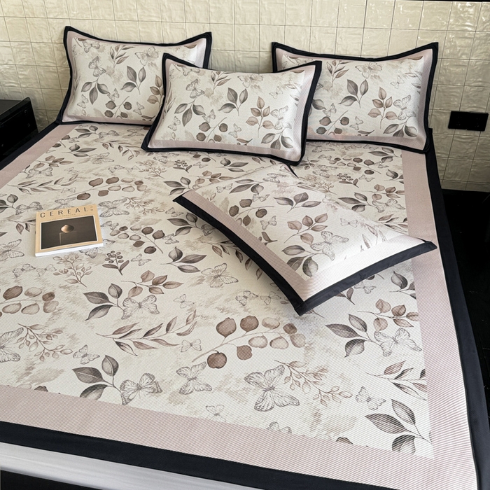 91家纺网 家纺一手货源 找家纺 懒猫家纺 2026新款800D数码印花大版冰藤凉席 卡纳莉