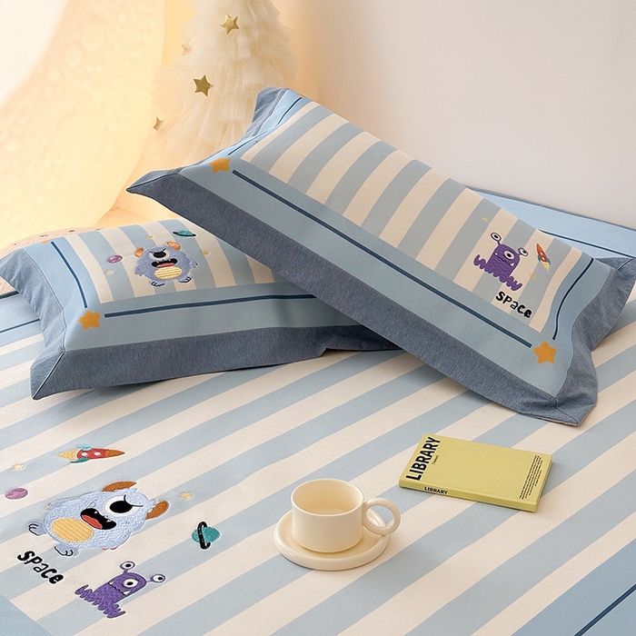 91家纺网 家纺一手货源 找家纺 懒猫家纺 2026新款1200D冰丝印花刺绣凉席床笠款床席款 怪兽星球-床笠款