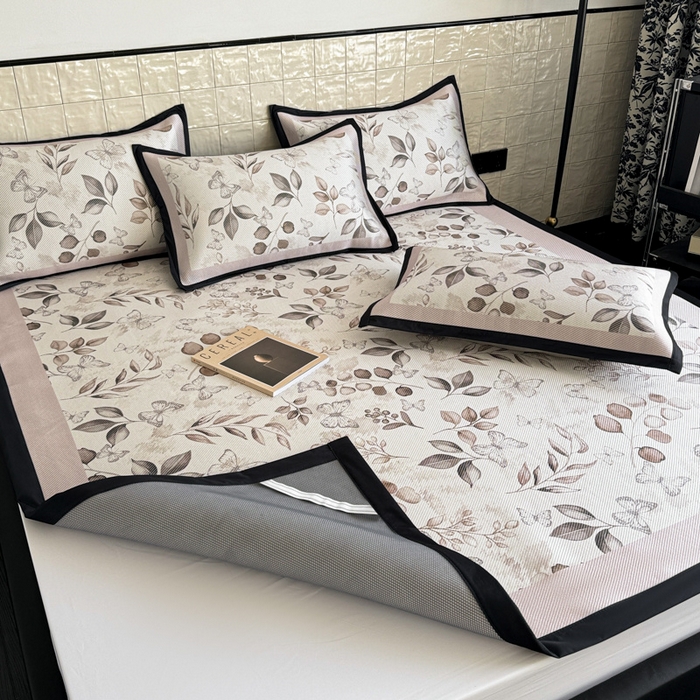 91家纺网 家纺一手货源 找家纺 懒猫家纺 2026新款800D数码印花大版冰藤凉席 卡纳莉