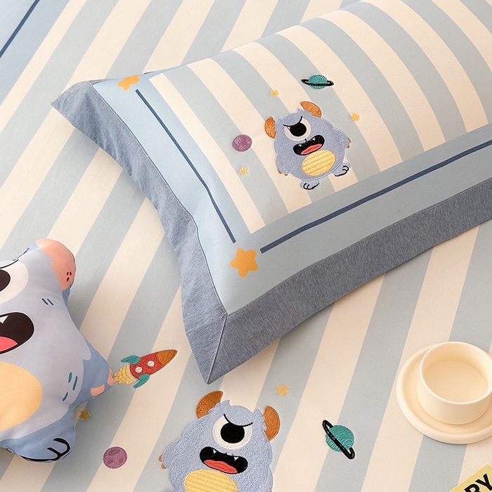 91家纺网 家纺一手货源 找家纺 懒猫家纺 2026新款1200D冰丝印花刺绣凉席床笠款床席款 怪兽星球-床笠款