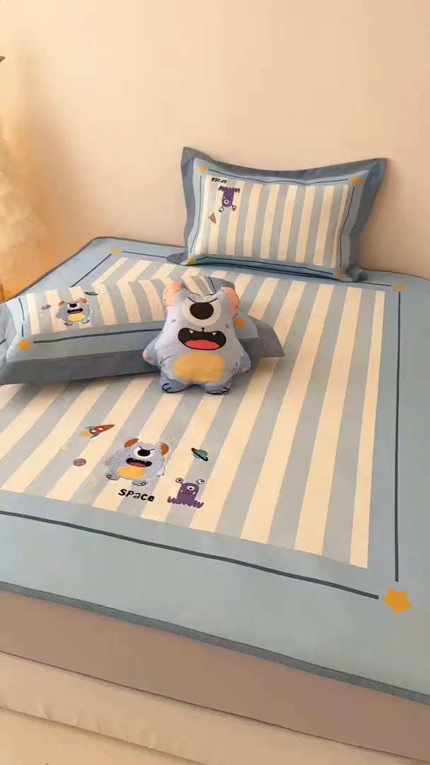 91家纺网 家纺一手货源 找家纺 懒猫家纺 2026新款1200D冰丝印花刺绣凉席床笠款床席款 怪兽星球-床笠款