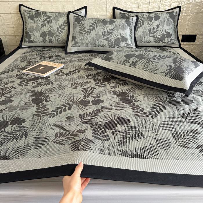 91家纺网 家纺一手货源 找家纺 懒猫家纺 2026新款800D数码印花大版冰藤凉席 梅琳娜