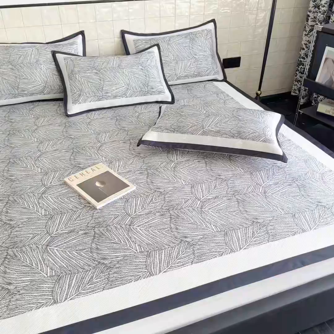 91家纺网 家纺一手货源 找家纺 懒猫家纺 2026新款800D数码印花大版冰藤凉席 莫莉斯