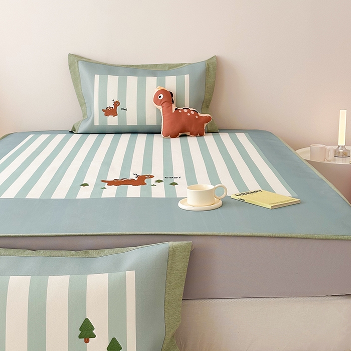 91家纺网 家纺一手货源 找家纺 懒猫家纺 2026新款1200D冰丝印花刺绣凉席床笠款床席款 酷酷恐龙-床笠款