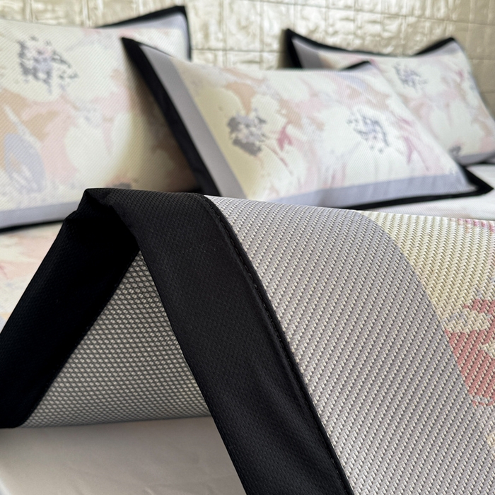 91家纺网 家纺一手货源 找家纺 懒猫家纺 2026新款800D数码印花大版冰藤凉席 慕妮卡