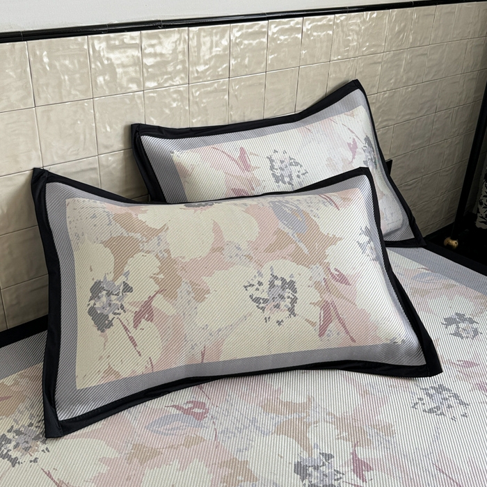 91家纺网 家纺一手货源 找家纺 懒猫家纺 2026新款800D数码印花大版冰藤凉席 慕妮卡