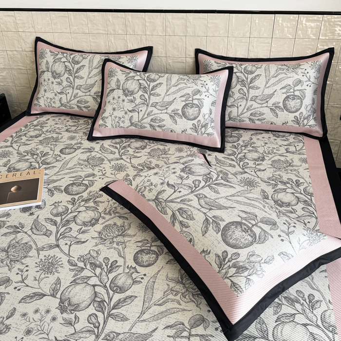 91家纺网 家纺一手货源 找家纺 懒猫家纺 2026新款800D数码印花大版冰藤凉席 妮莉丝