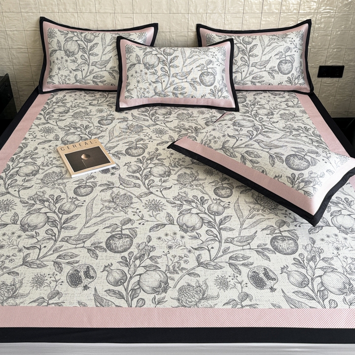 91家纺网 家纺一手货源 找家纺 懒猫家纺 2026新款800D数码印花大版冰藤凉席 妮莉丝