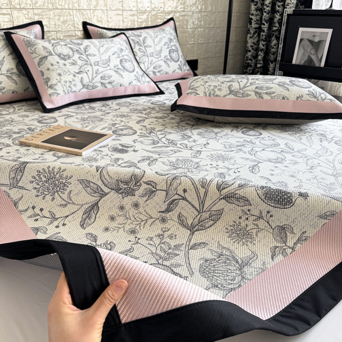 91家纺网 家纺一手货源 找家纺 懒猫家纺 2026新款800D数码印花大版冰藤凉席 妮莉丝