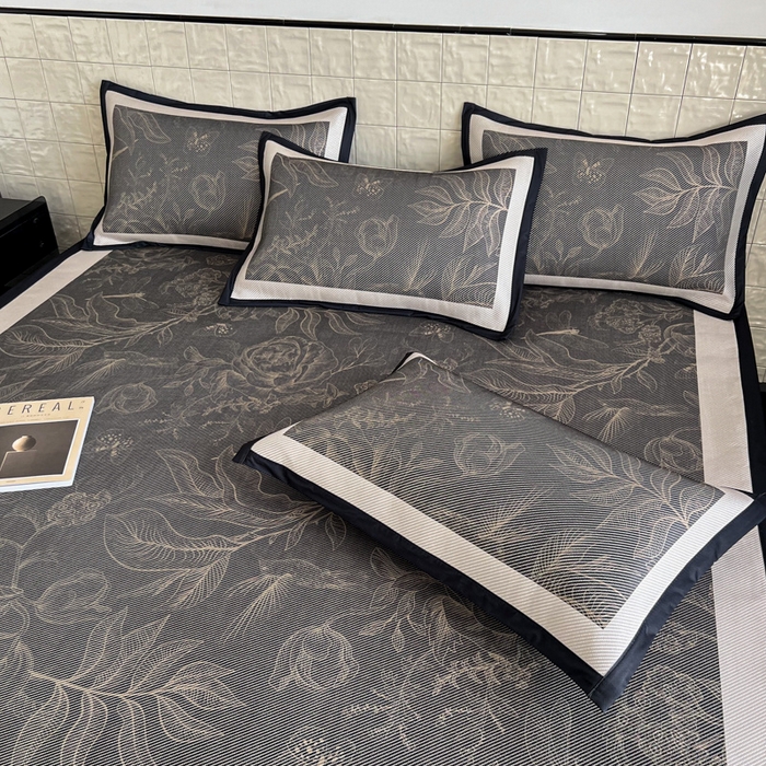 91家纺网 家纺一手货源 找家纺 懒猫家纺 2026新款800D数码印花大版冰藤凉席 欧瑞亚