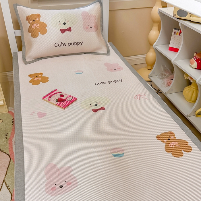 91家纺网 家纺一手货源 找家纺 懒猫家纺 2026新款600D数码印花大版学生宿舍冰藤凉席 萌宠生活