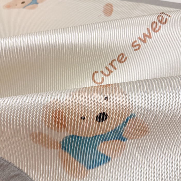 91家纺网 家纺一手货源 找家纺 懒猫家纺 2026新款600D数码印花大版学生宿舍冰藤凉席 温柔小熊