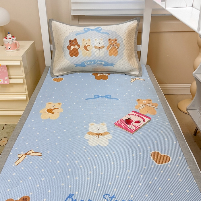 懒猫家纺 2026新款600D数码印花大版学生宿舍冰藤凉席 熊仔故事