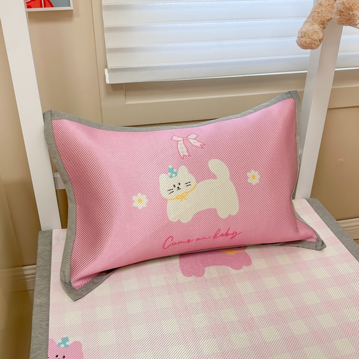 91家纺网 家纺一手货源 找家纺 懒猫家纺 2026新款600D数码印花大版学生宿舍冰藤凉席 早安猫咪