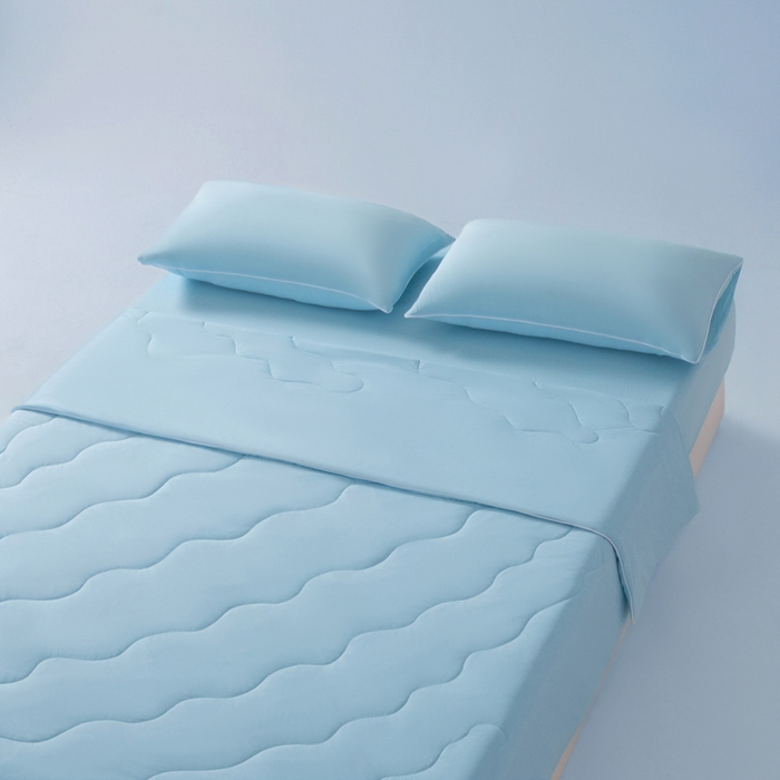 91家纺网 家纺一手货源 找家纺 鑫琪莱家纺 2026新款锦氨凉感Yoga系列夏被 海洋蓝