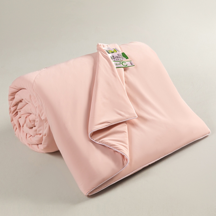 91家纺网 家纺一手货源 找家纺 鑫琪莱家纺 2026新款锦氨凉感Yoga系列夏被 梦境粉