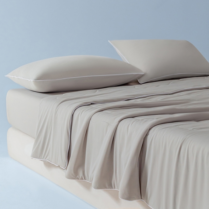 91家纺网 家纺一手货源 找家纺 鑫琪莱家纺 2026新款锦氨凉感Yoga系列夏被 绅士灰