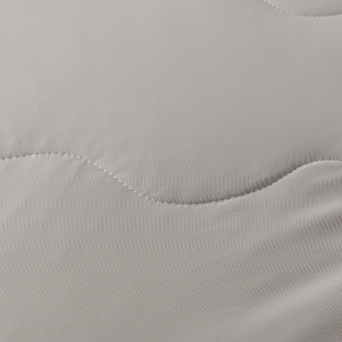 91家纺网 家纺一手货源 找家纺 鑫琪莱家纺 2026新款锦氨凉感Yoga系列夏被 绅士灰