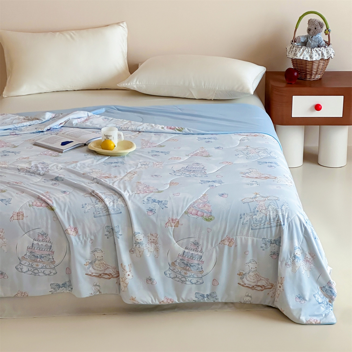 91家纺网 家纺一手货源 找家纺 傲蕾良品 2026新款【冷凝一号】高定锦氨针织蚕丝冰皮被 蛋糕派对