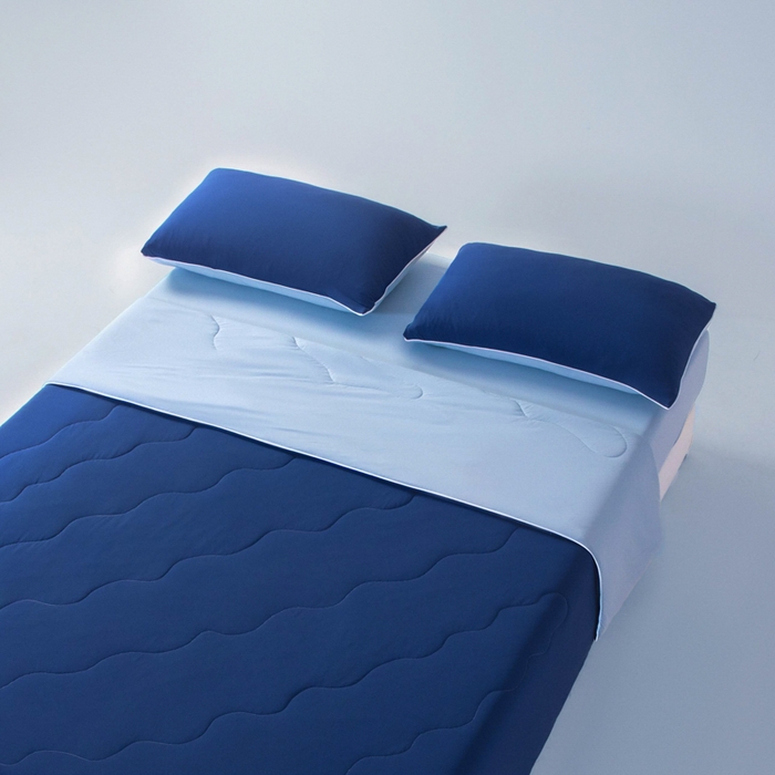 91家纺网 家纺一手货源 找家纺 鑫琪莱家纺 2026新款锦氨凉感Yoga系列夏被 深睡蓝