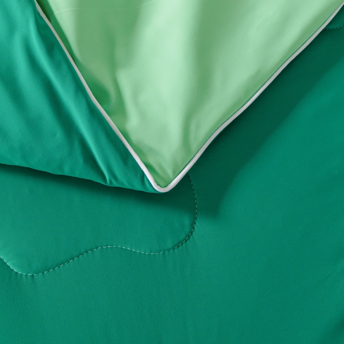 91家纺网 家纺一手货源 找家纺 鑫琪莱家纺 2026新款锦氨凉感Yoga系列夏被 西瓜绿