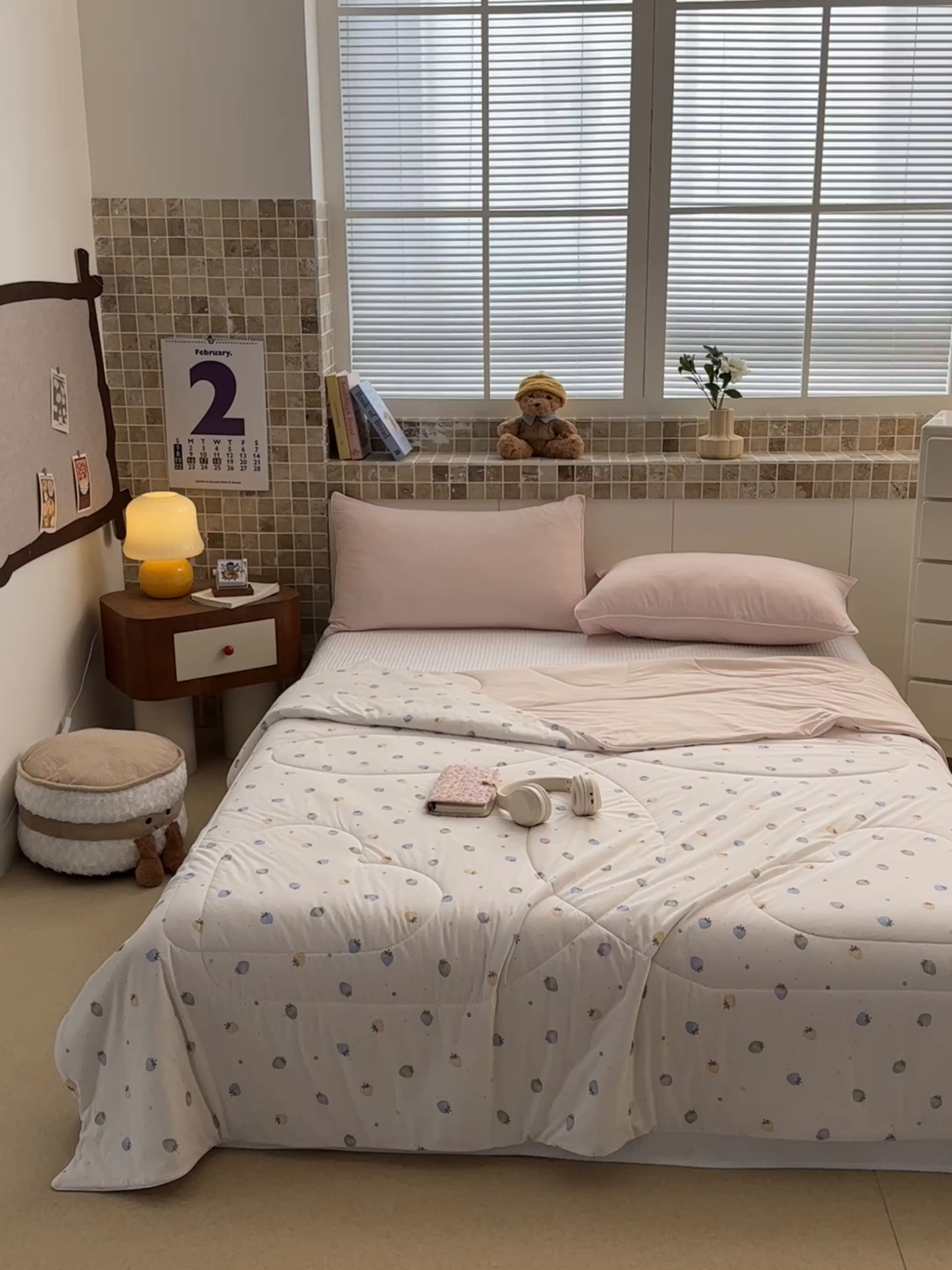 91家纺网 家纺一手货源 找家纺 鑫琪莱家纺 2026新款印花冰皮软心凉凉被夏被 彩莓物语-白