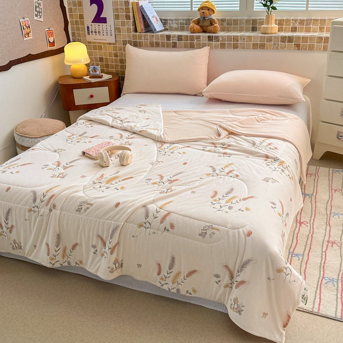 91家纺网 家纺一手货源 找家纺 鑫琪莱家纺 2026新款印花冰皮软心凉凉被夏被 风吹麦浪