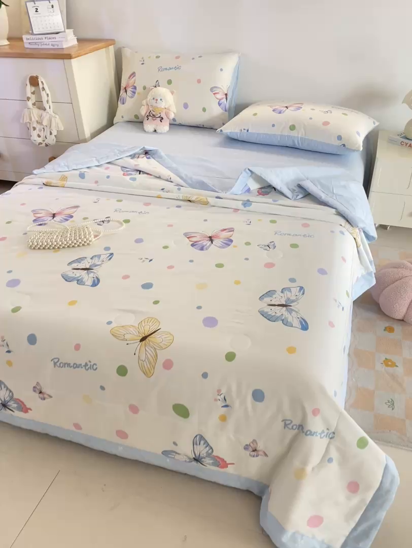 91家纺网 家纺一手货源 找家纺 红日子纺织品 2026新款全棉印花夏被夏凉被空调被 蝶舞