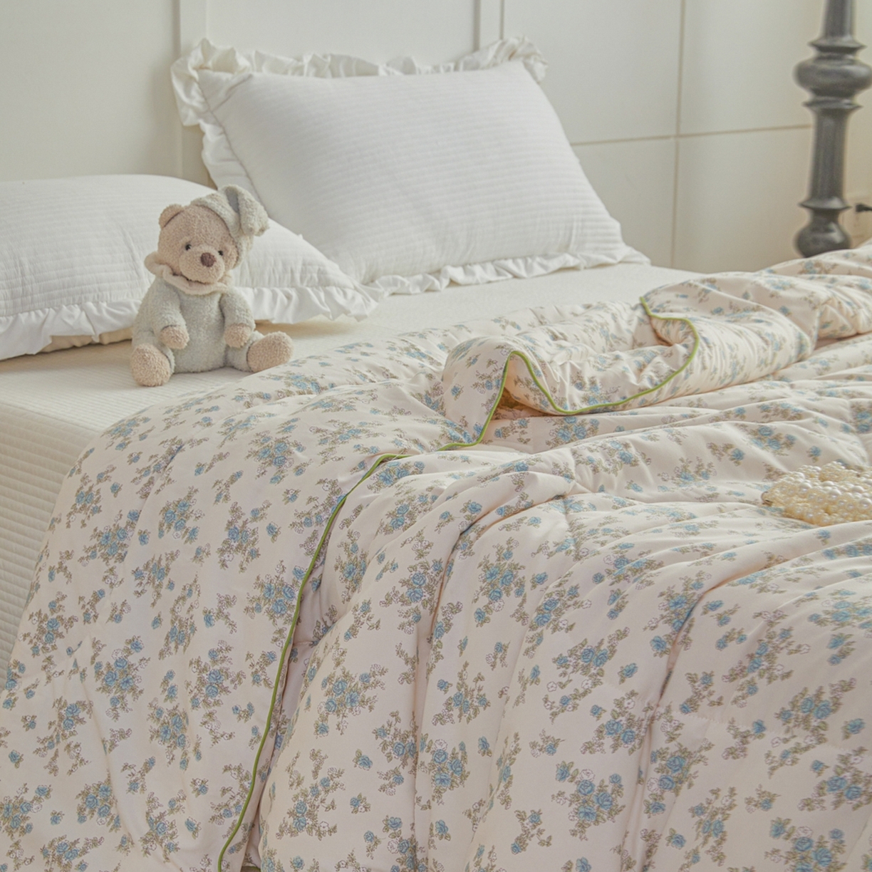 91家纺网 家纺一手货源 找家纺 尊妙被业 2026新款小奶芙大豆夏被夏凉被空调被 花屿间