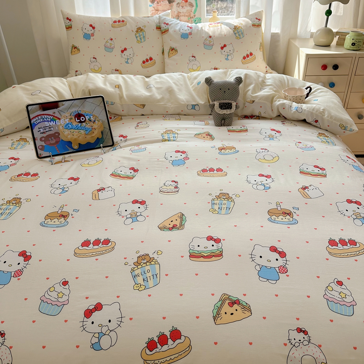 91家纺网 家纺一手货源 找家纺 六巷胡同 2026新款40支全棉13070INS卡通单品被套 爱心汉堡喵