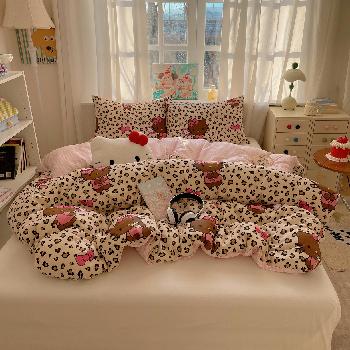 91家纺网 家纺一手货源 找家纺 六巷胡同 2026新款40支全棉13070INS卡通单品被套 豹纹黑皮猫