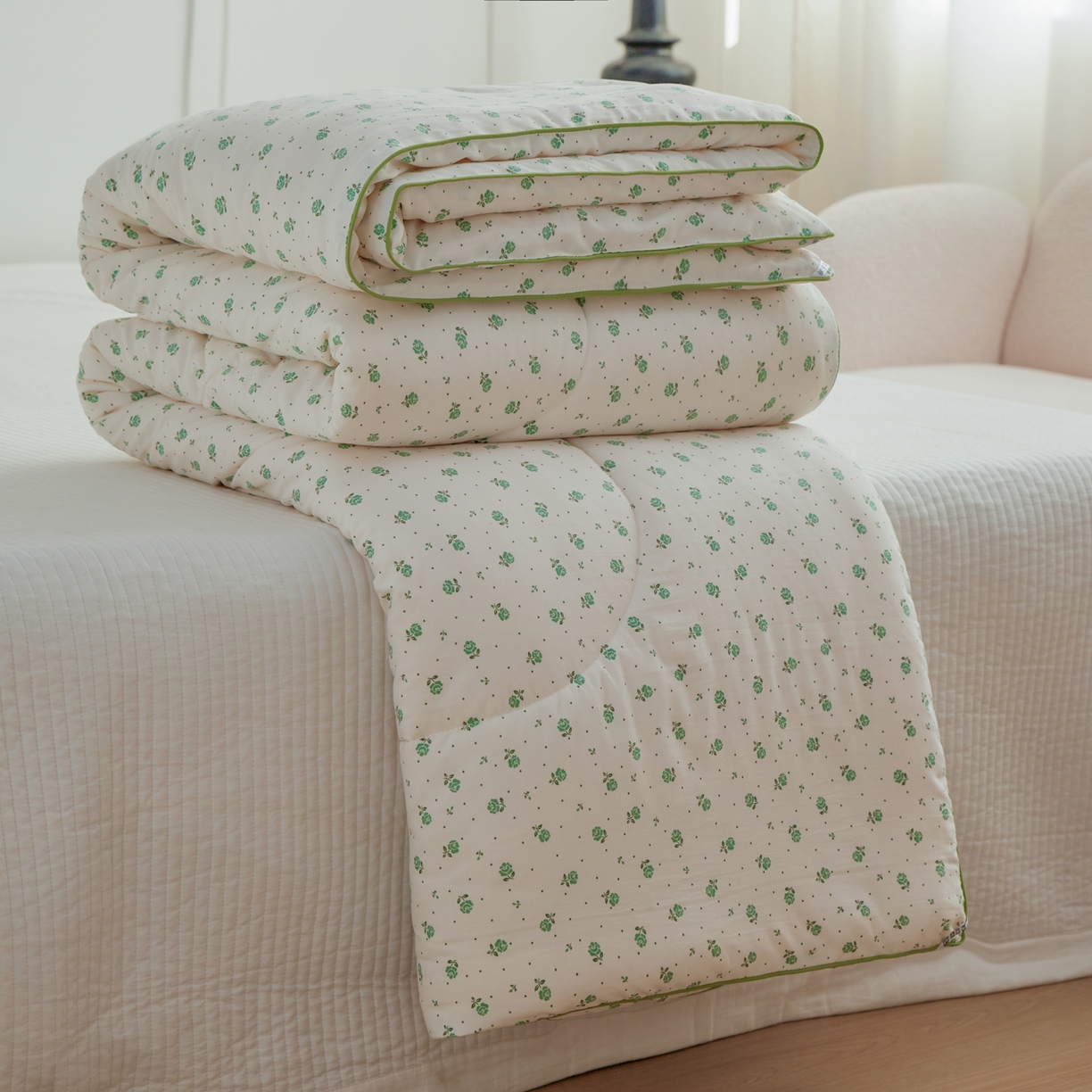 91家纺网 家纺一手货源 找家纺 尊妙被业 2026新款小奶芙大豆夏被夏凉被空调被 曼塔玫瑰