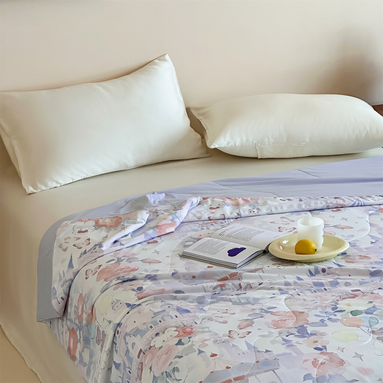 91家纺网 家纺一手货源 找家纺 傲蕾良品 2026新款【冷凝一号】高定锦氨针织蚕丝冰皮被 缤纷乐园