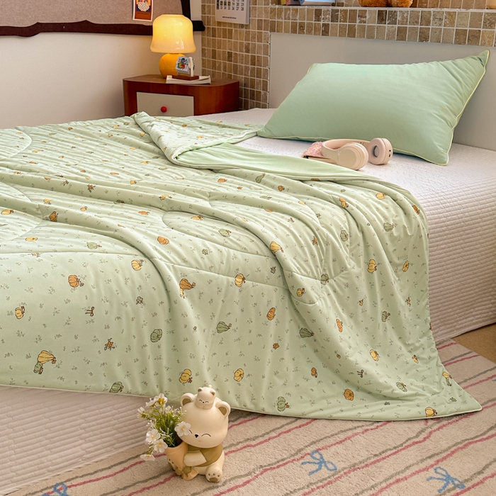 91家纺网 家纺一手货源 找家纺 鑫琪莱家纺 2026新款印花冰皮软心凉凉被夏被 瓜田夏梦-绿